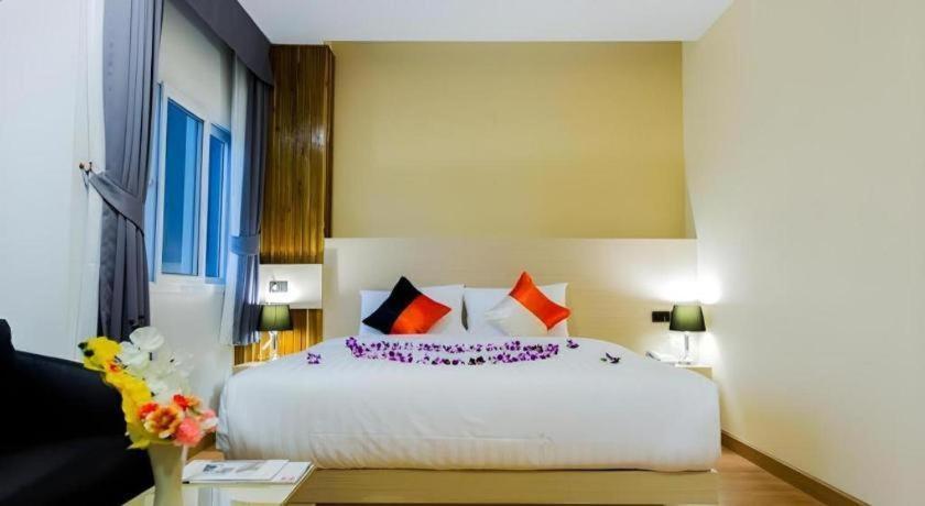 Gt Residence Hotel Buriram Exterior photo