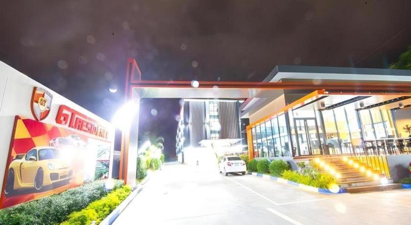 Gt Residence Hotel Buriram Exterior photo